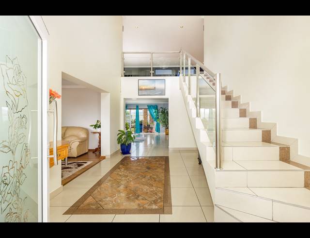 6 BEDROOM HOUSE FOR SALE IN ROUXVILLE